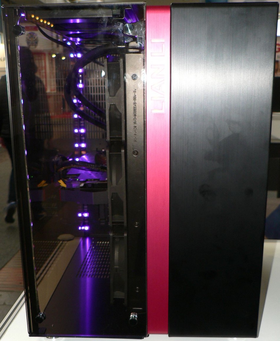 Lian-Li_PC-Q34_2