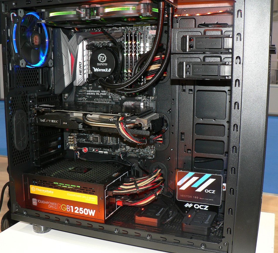 Thermaltake_Core_X31_0